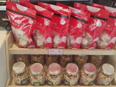 -85度C(生甜甜圈研究工坊·上海平凉店)