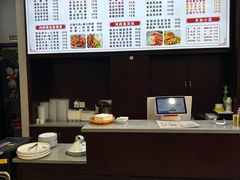 -鸿兴面馆馄饨小笼(稻香店)