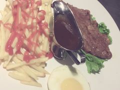 -花腰餐吧Bistro烧烤 傣味(传媒大学店)