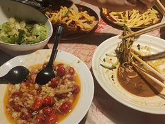 -肥肥虾庄·金牌油焖大虾(汉街SKP店)