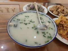 -美顺香食府鱼头老店(雪野湖店)