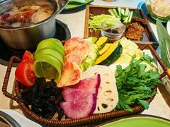 -一叶一世界·素食餐厅(锦华万达店)
