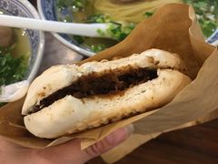 -陇兴楼兰州拉面(西安咸阳国际机场店)