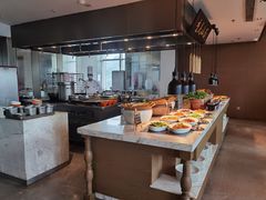 自助取餐区-都会尚膳·海鲜自助餐厅(重庆万豪酒店)