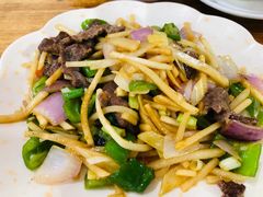 青椒酸笋炒牛肉-南记食粥坊·宵夜大排档(莲花总店)