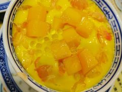 -广信牛奶甜品世家(台东店)