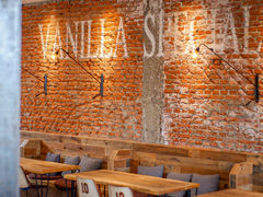 大堂-Vanilla Specialty Coffee(八大关店)