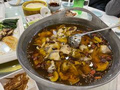 -大鸭梨烤鸭店(金顶街店)