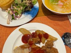 -亚龙湾希尔顿自助餐厅·海鲜·烧烤·沙滩BBQ·现场乐队