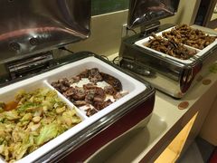 picture-蒙肥羊·酸汤潮牛·鲜牛肉火锅烤肉自助(岗顶店)