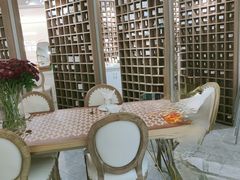 -HuaTa 花榻·花忆西葡餐厅(虹桥南丰城店)