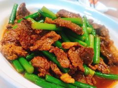 蒜苔黄牛肉-宁海食府(北岸琴森店)