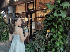 -西关84·History·Art·Cafe
