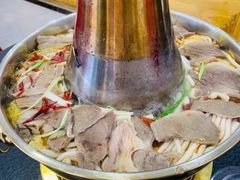 -撒拉人家.酸菜牦牛肉火锅