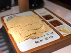 爽口鲜豆皮-丁里羊肉小镇(太宁路口店)