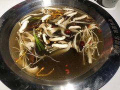 -卤校长重庆火锅(国兴店)