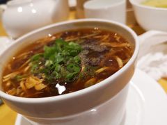 酸辣汤-鼎泰丰(嘉年华•海信广场VILLAGE店)