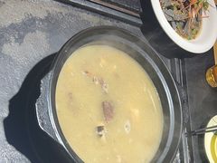 -有一锅·野生菌黑山羊腊排骨火锅(古城北门店)