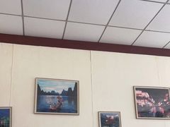 -牛八宝桂林米粉(八里庄店)