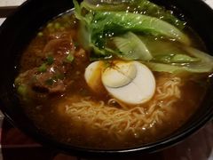 -百威KTV(恒福路店)