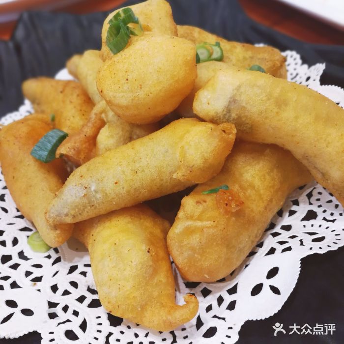 79号渔船海鲜主题饭店(耀中店)椒盐九肚鱼图片