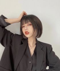 -变画·发型STUDIO