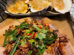 -何师烧烤Pro ·江湖川菜·小龙虾·精酿(太古里旗舰店)