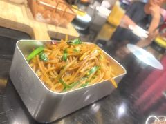 -东口码头·烧鸽子·鱼头泡饼·地方菜(金鹰悦城店)