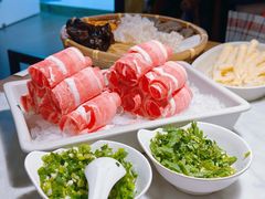 -尚尚仙·酸汤猪手·猪肚鸡火锅(华联万柳购物中心店)