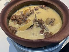 -明本湛江鸡•海鲜小厨(陈家祠店)