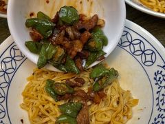 -李与白包子铺(桐梓林店)