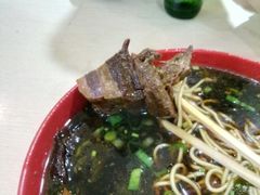 -小龙大肉面馆
