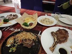 -又见马甲M8融合西餐厅(体育中心店)