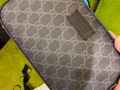 -Gucci(重庆IFS店)