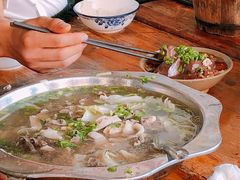 -谢老五跷脚牛肉·非遗传承店