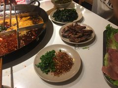 -岗上渣渣老火锅(两路口店)