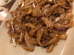 干炒牛河-百家鸡味馆(清泰店)