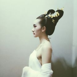 -盘子女人坊古装写真摄影(厦门总店)