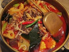 -毛肚向右·川渝毛肚王(经开永旺店)