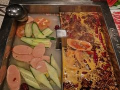 -二荆条·蜀鲜汇城市森林火锅