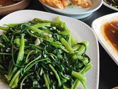 -鑫悦楼煎蟹·16年海鲜大排档