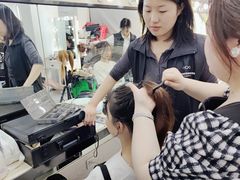 -吉田美学化妆美甲摄影培训(宁波校区)