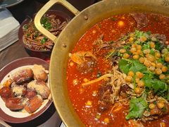 -张翻越·川渝冒菜·武汉黑鸭煲(城北万象城店)