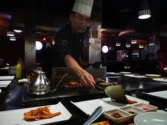 -利昂法式铁板主题餐厅(新奥购物中心店)