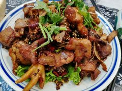 -八两八金·莱芜特色炒鸡(市南漳浦路店)