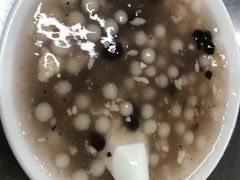 -芳婆糕团店(王府大街店)
