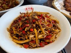 鱿鱼炒肉丝-天下客饭店(中山路店)