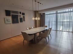 -深圳国际会展中心希尔顿酒店(前海华发冰雪世界店)