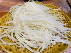 手工米粉-古城苗家土菜馆(河景餐厅店)