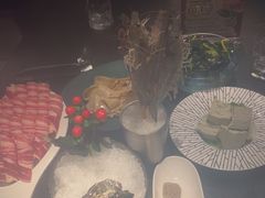 -海上明月海鲜火锅 鲜切牛肉